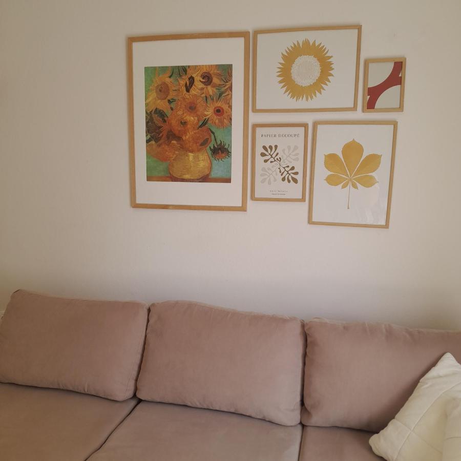 Art *
